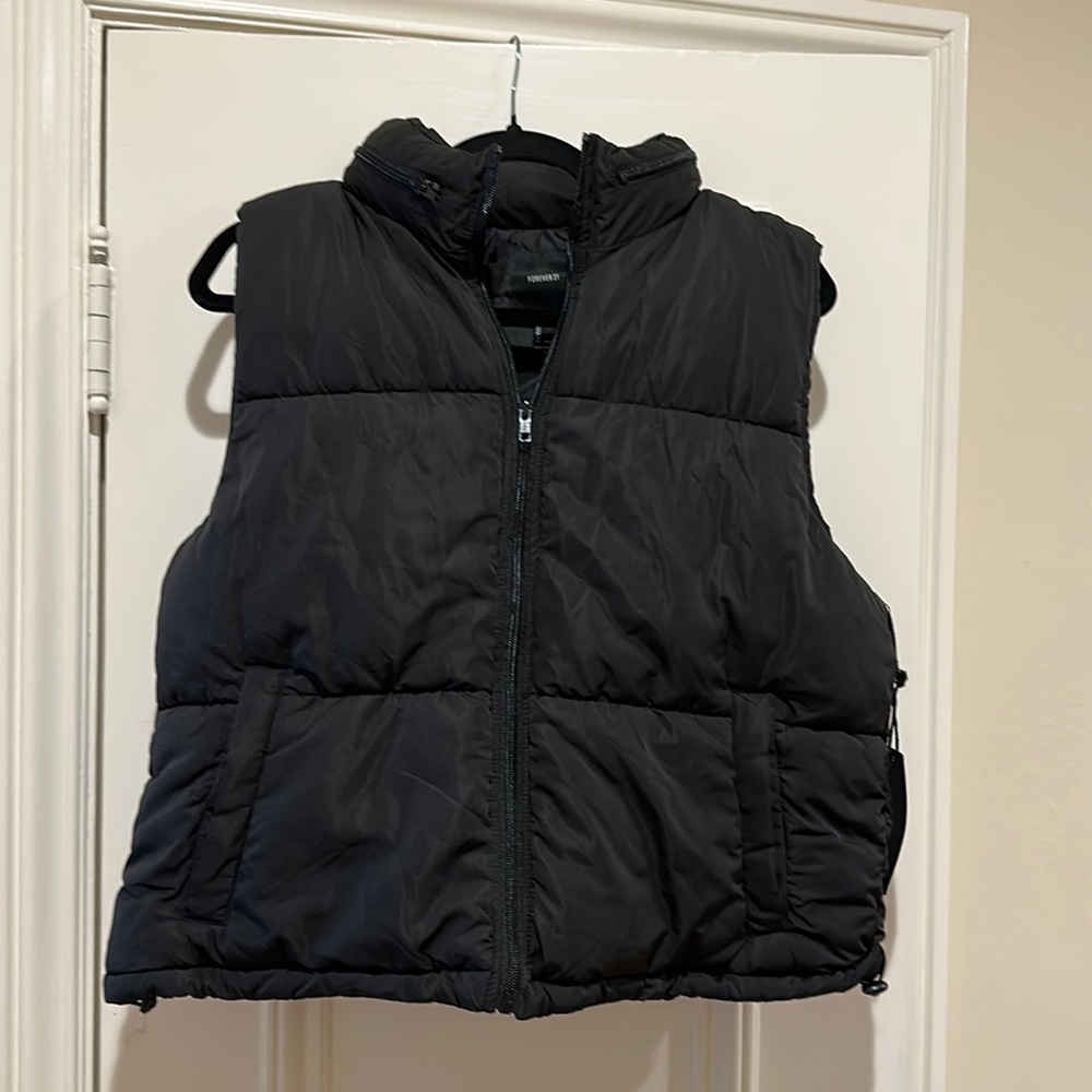 Black puffer vest